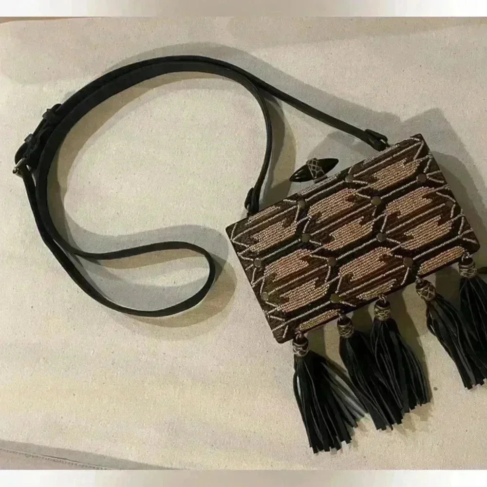 Mary Frances Beaded Crossbody Handbag OS EUC - Picture 2 of 11